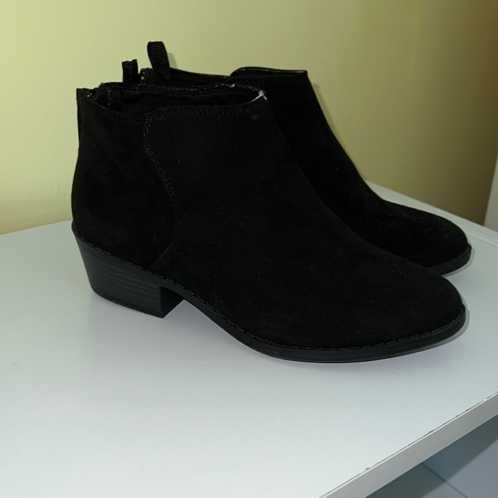 Girls ankle bootie